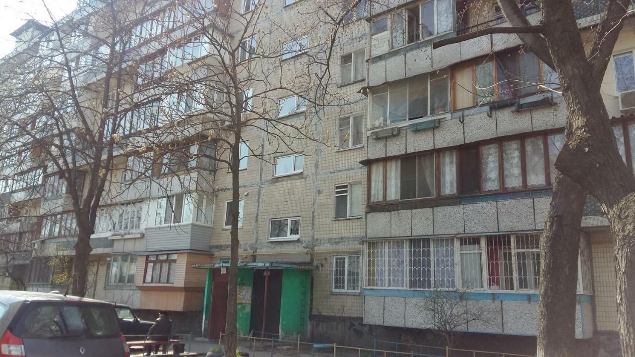 1К Квартира Оболонь- М.Минская И Героев Днепра Kiev Esterno foto
